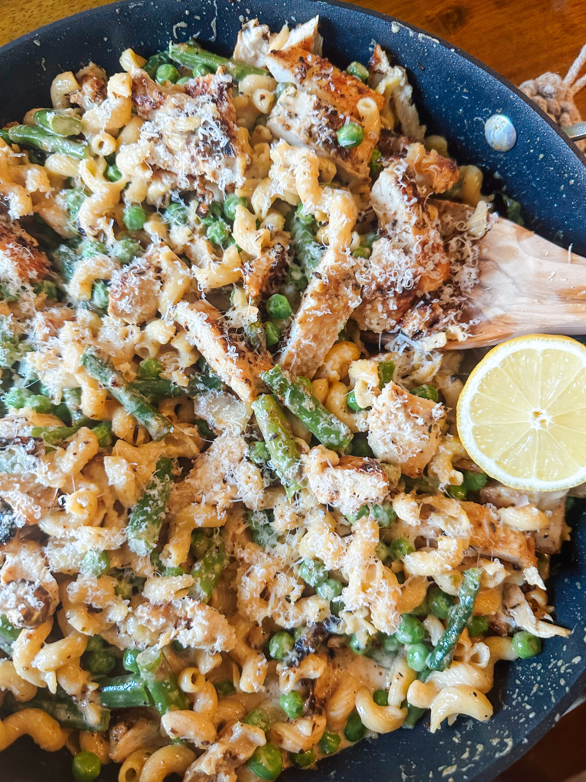 spring pasta with grilled chicken, asparagus, peas